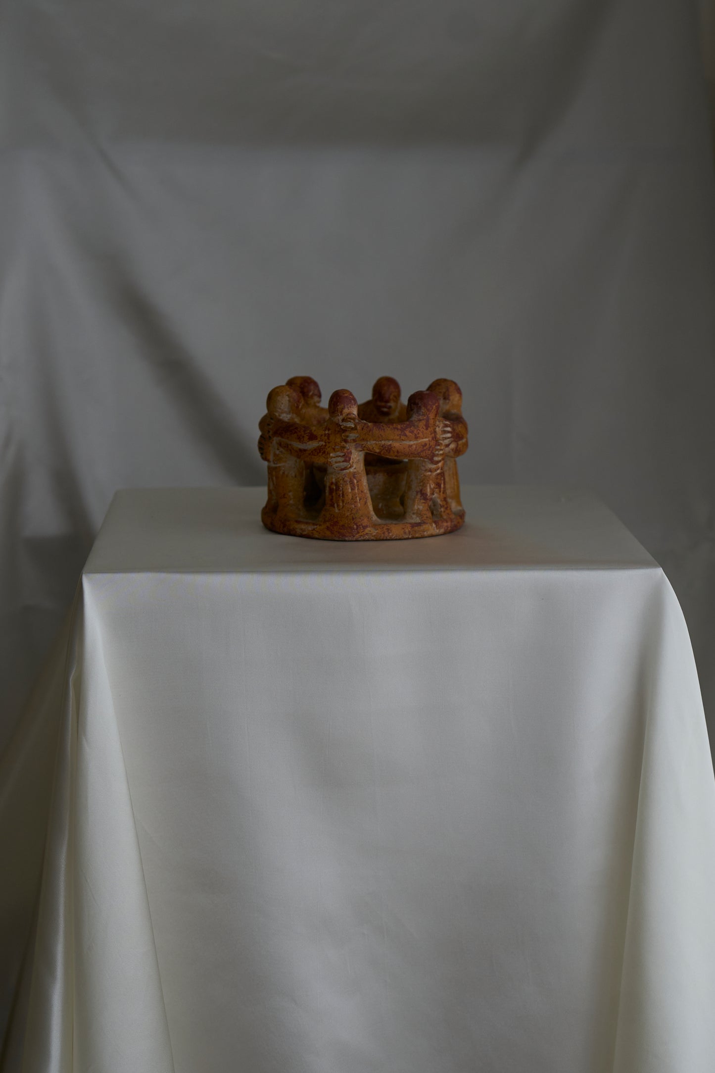 "Circle of Friends" candle holder