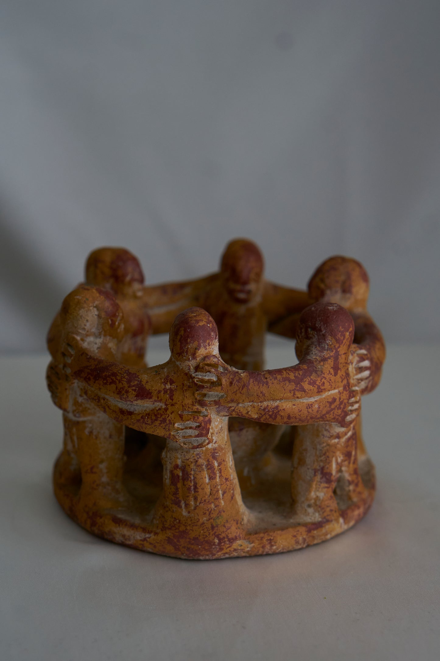 "Circle of Friends" candle holder