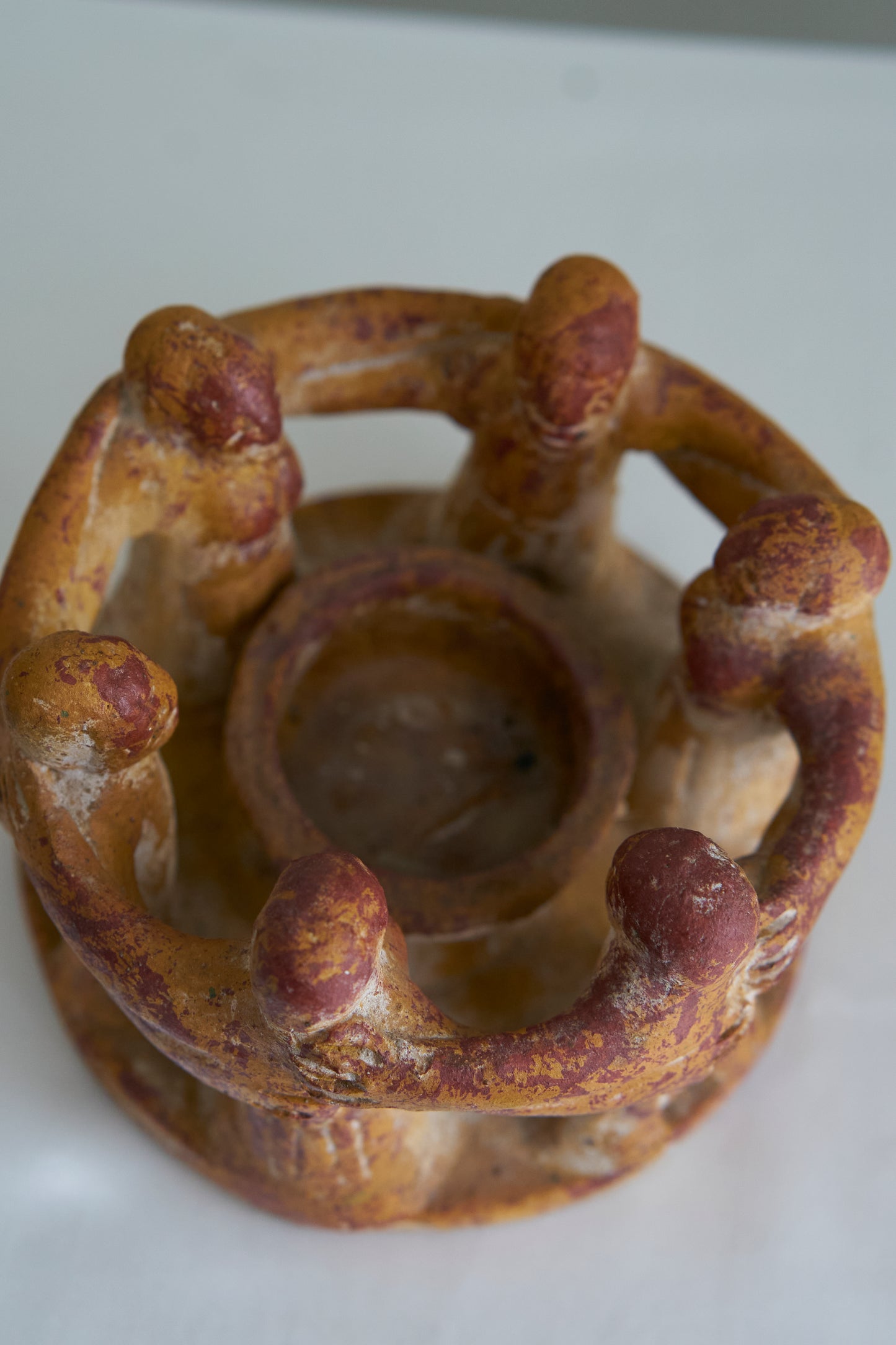 "Circle of Friends" candle holder