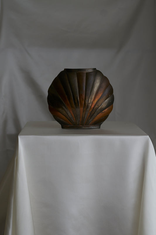 Vintage brass art deco shell vase